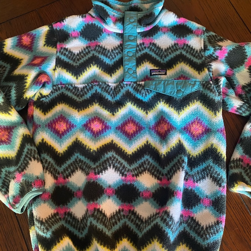 Patagonia pullover, girls pullover size 14